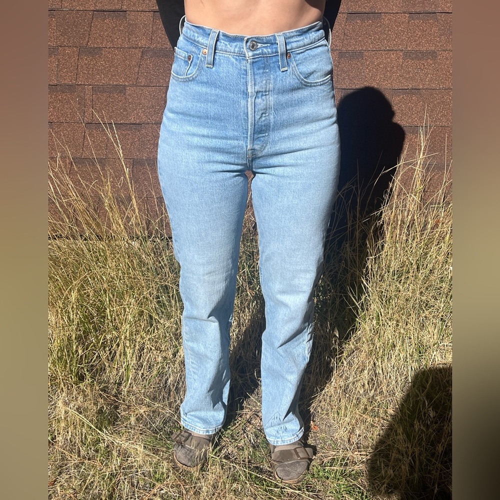 Levi's 501 Light Blue High Rise Women's Jeans